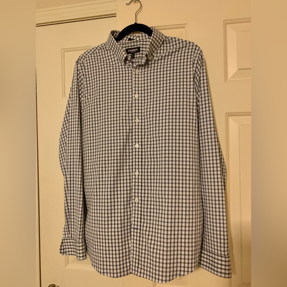 Express, Men’s black button down shirt. L/G extra slim